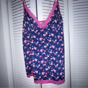 Flower lace tanktop